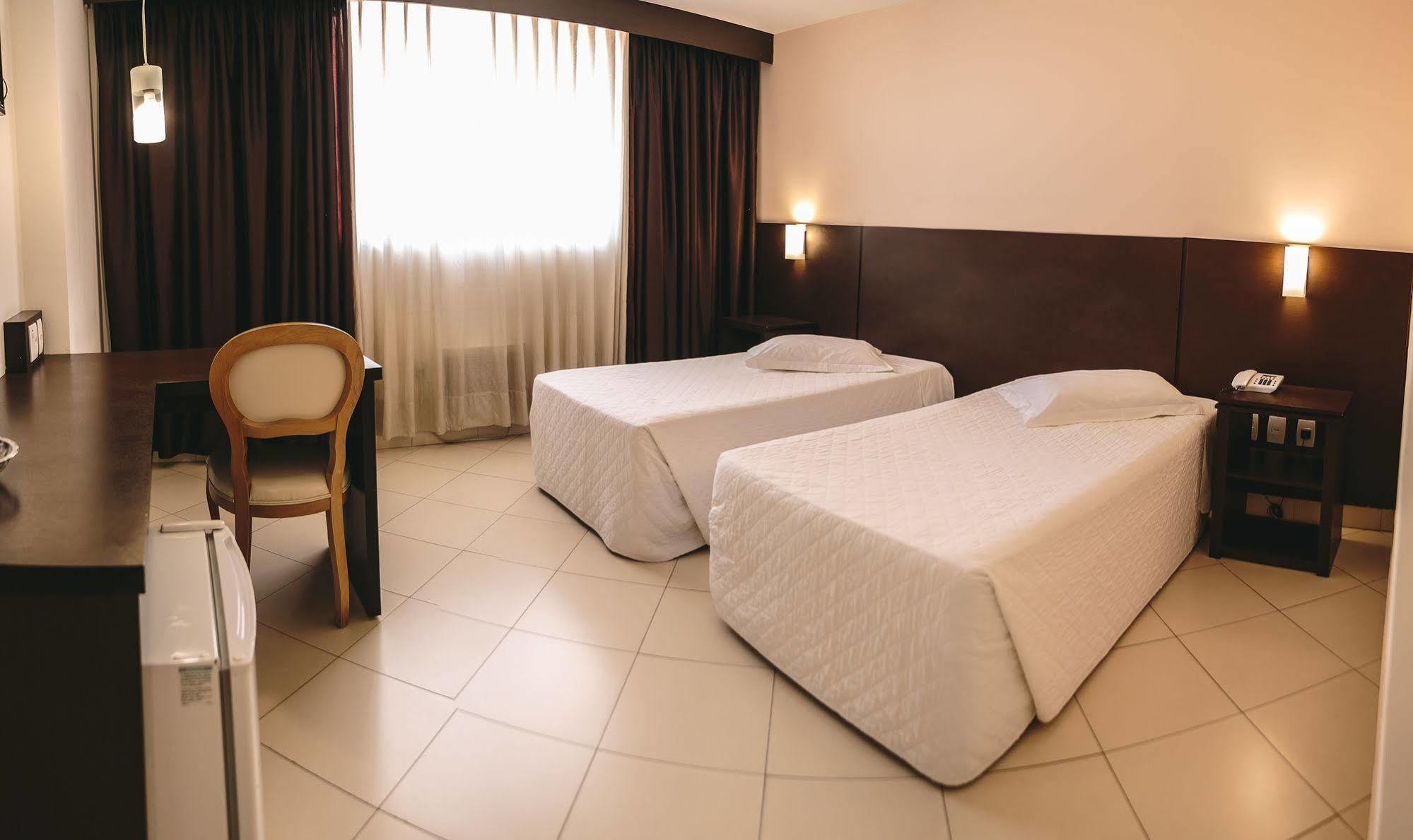 Hotel Dunamys クリチバ エクステリア 写真